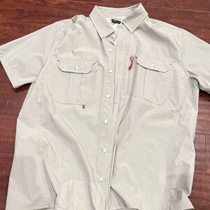 Men's Light Gray Short Sleeve Button-Down Shirt